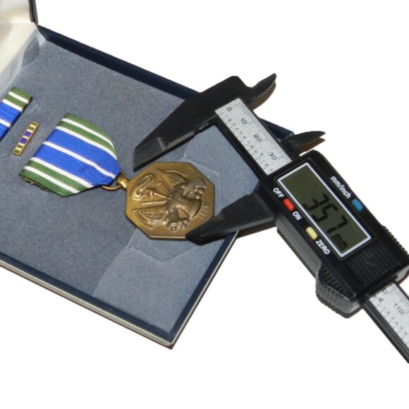 Vintage Military Achievement Gold Medal - Picture 6 of 12